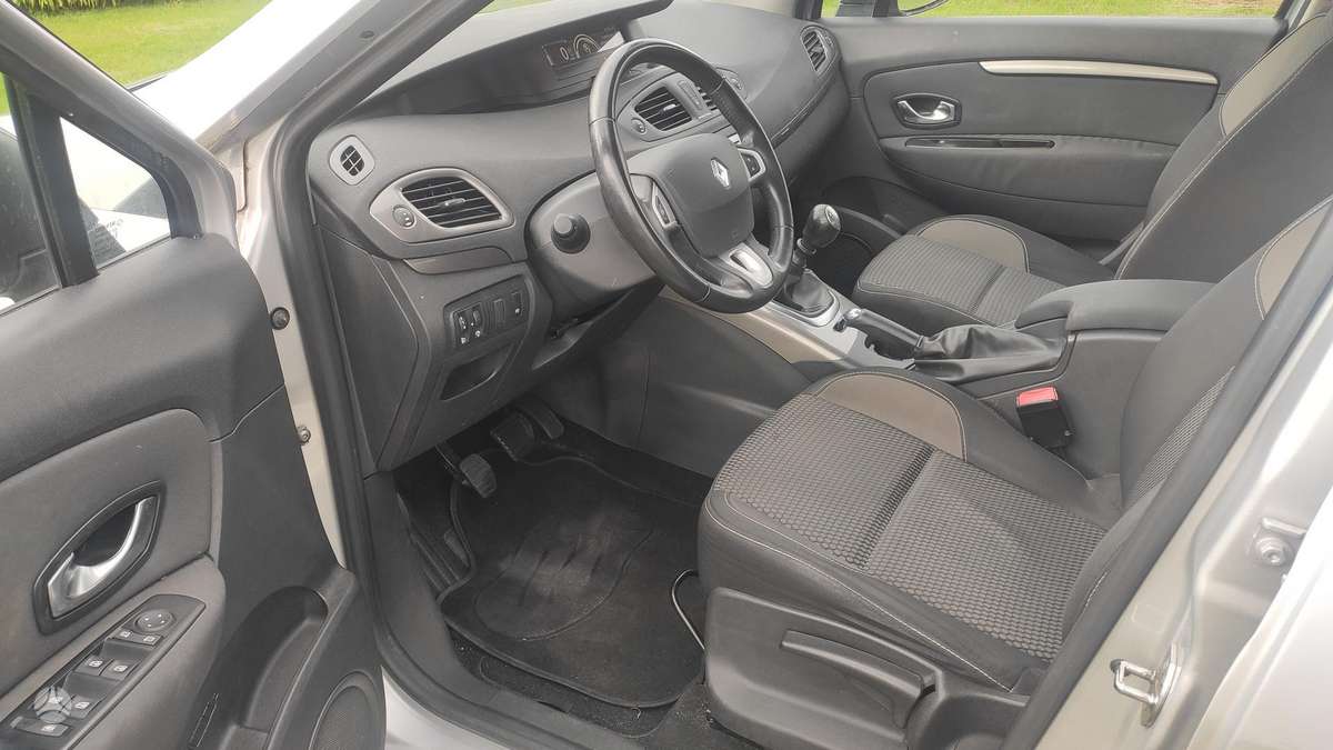 Renault Scenic 2014 — photo 8