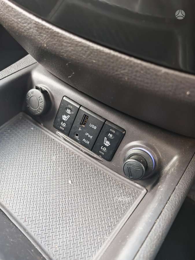 Hyundai Santa 2011 — photo 14