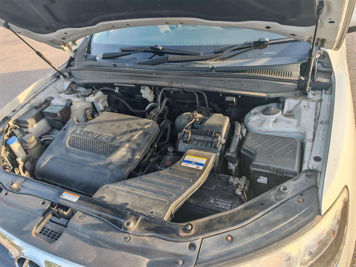 Hyundai Santa 2011 — photo 23
