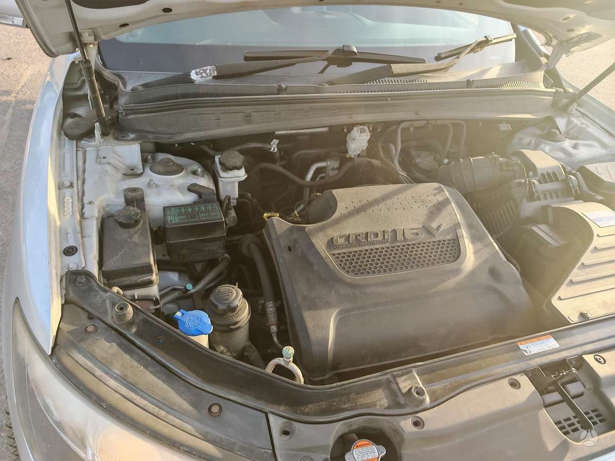 Hyundai Santa 2011 — photo 24