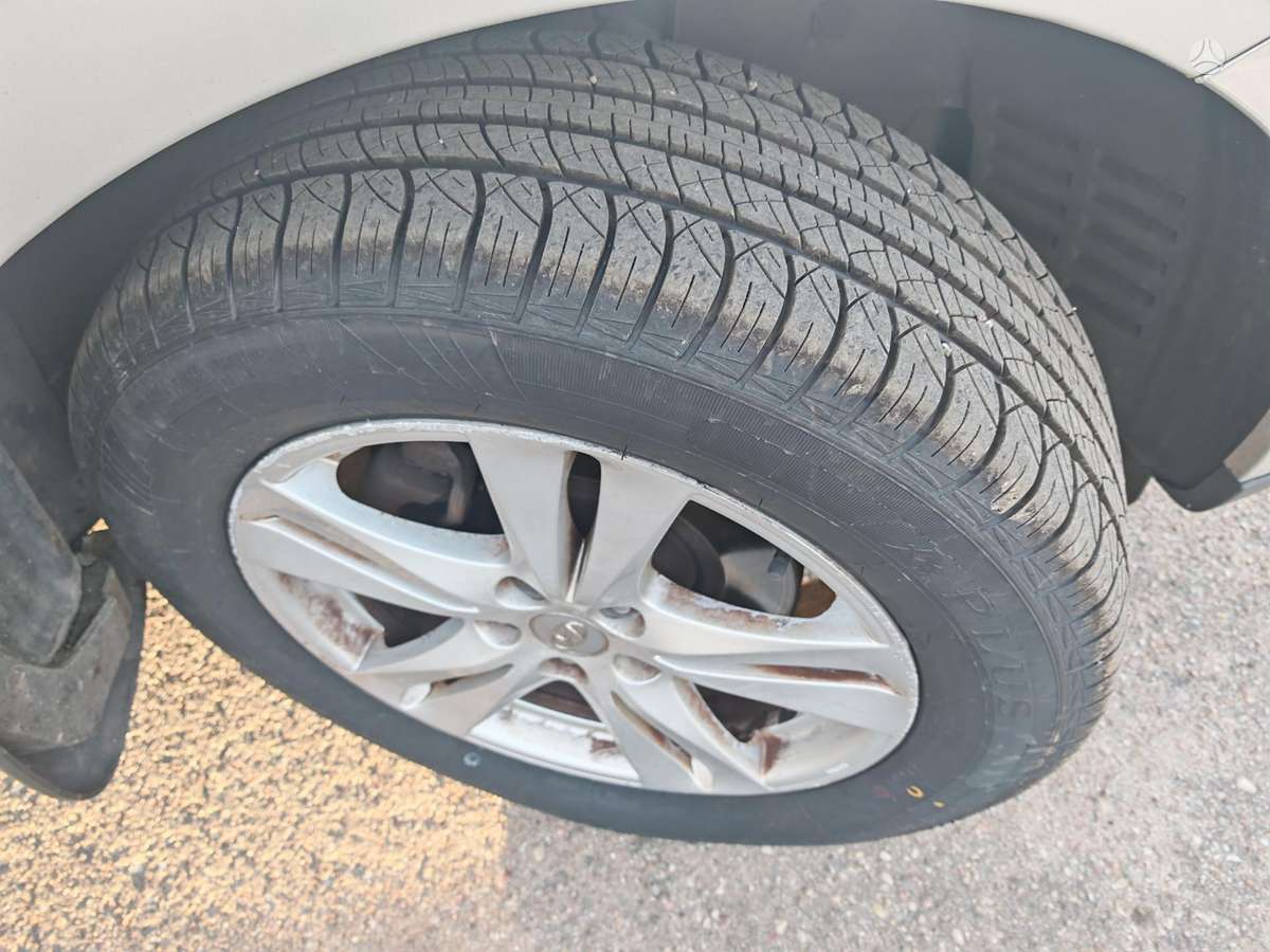 Hyundai Santa 2011 — photo 26