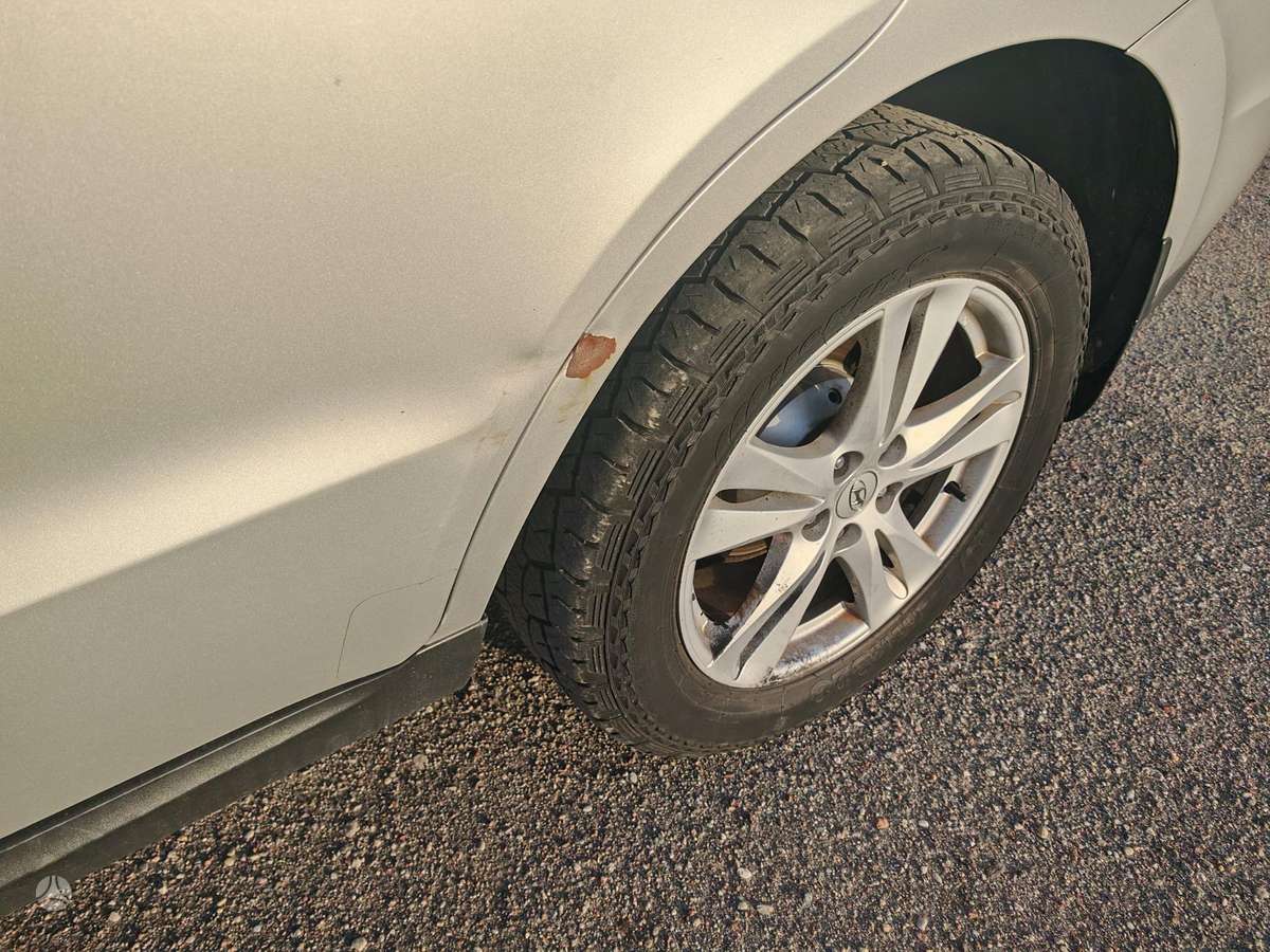 Hyundai Santa 2011 — photo 28