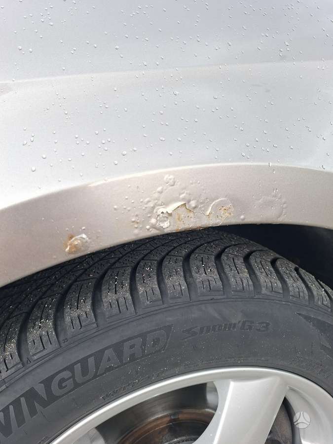 Volkswagen Passat 2012 — photo 32