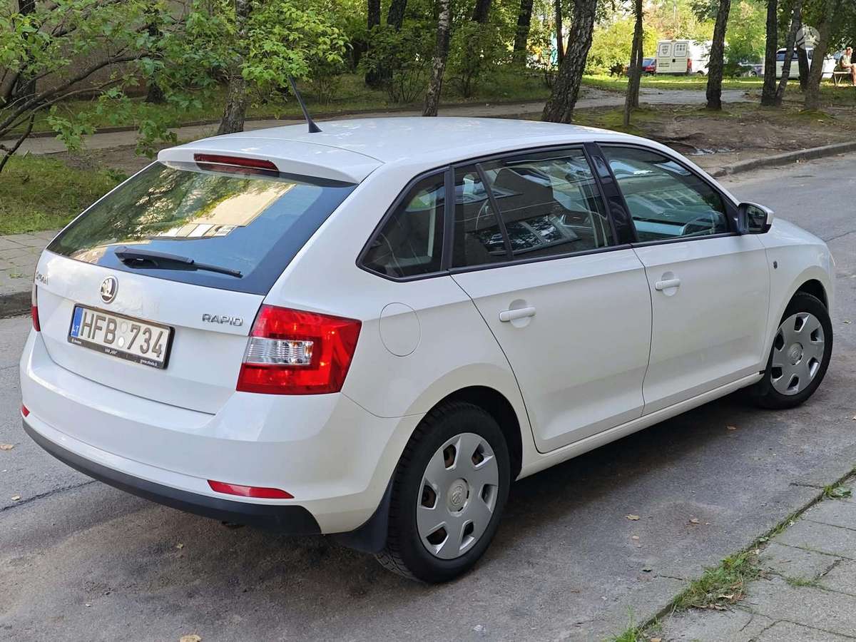 Skoda Rapid 2014 — фото 6