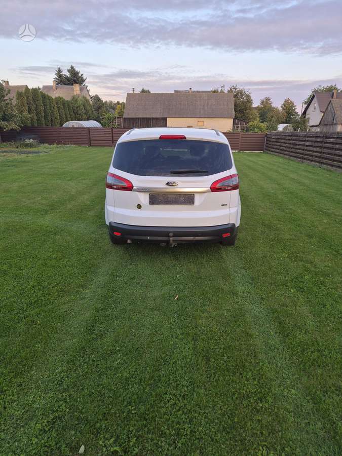Ford S-MAX 2011 — photo 6