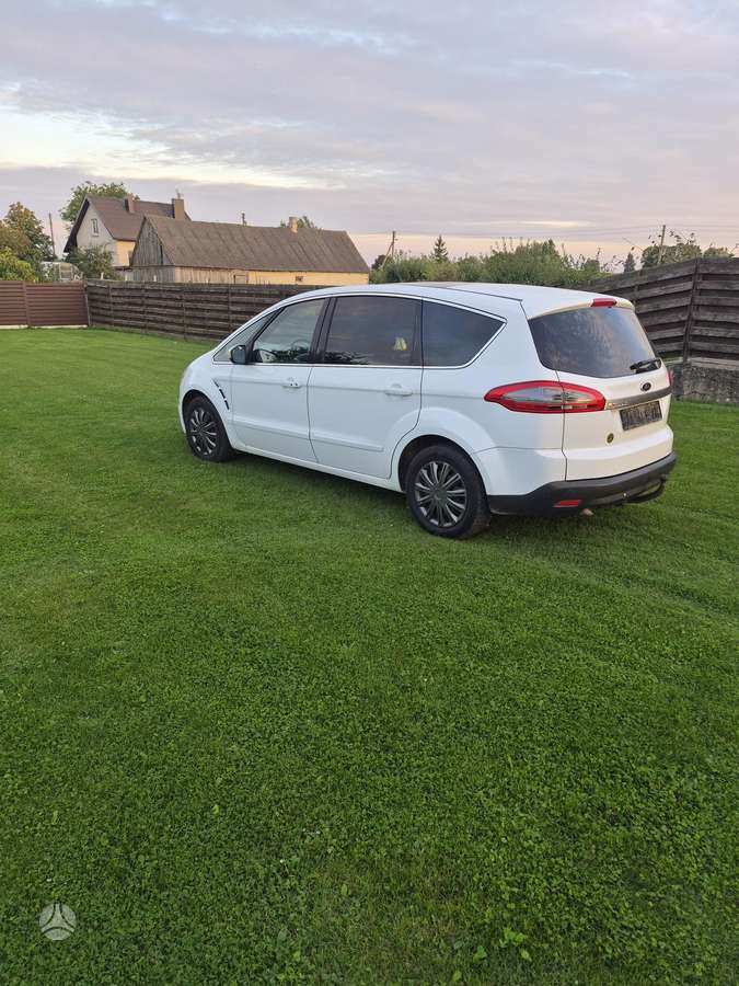 Ford S-MAX 2011 — photo 7