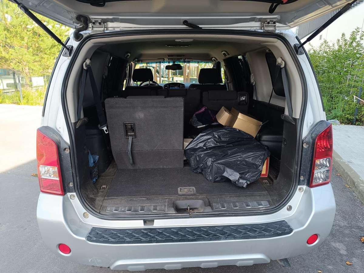 Nissan Pathfinder 2010 — photo 10