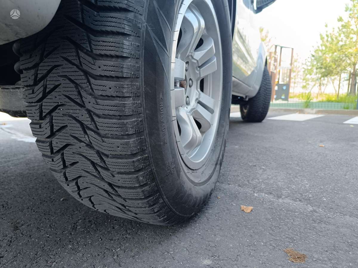 Nissan Pathfinder 2010 — photo 14