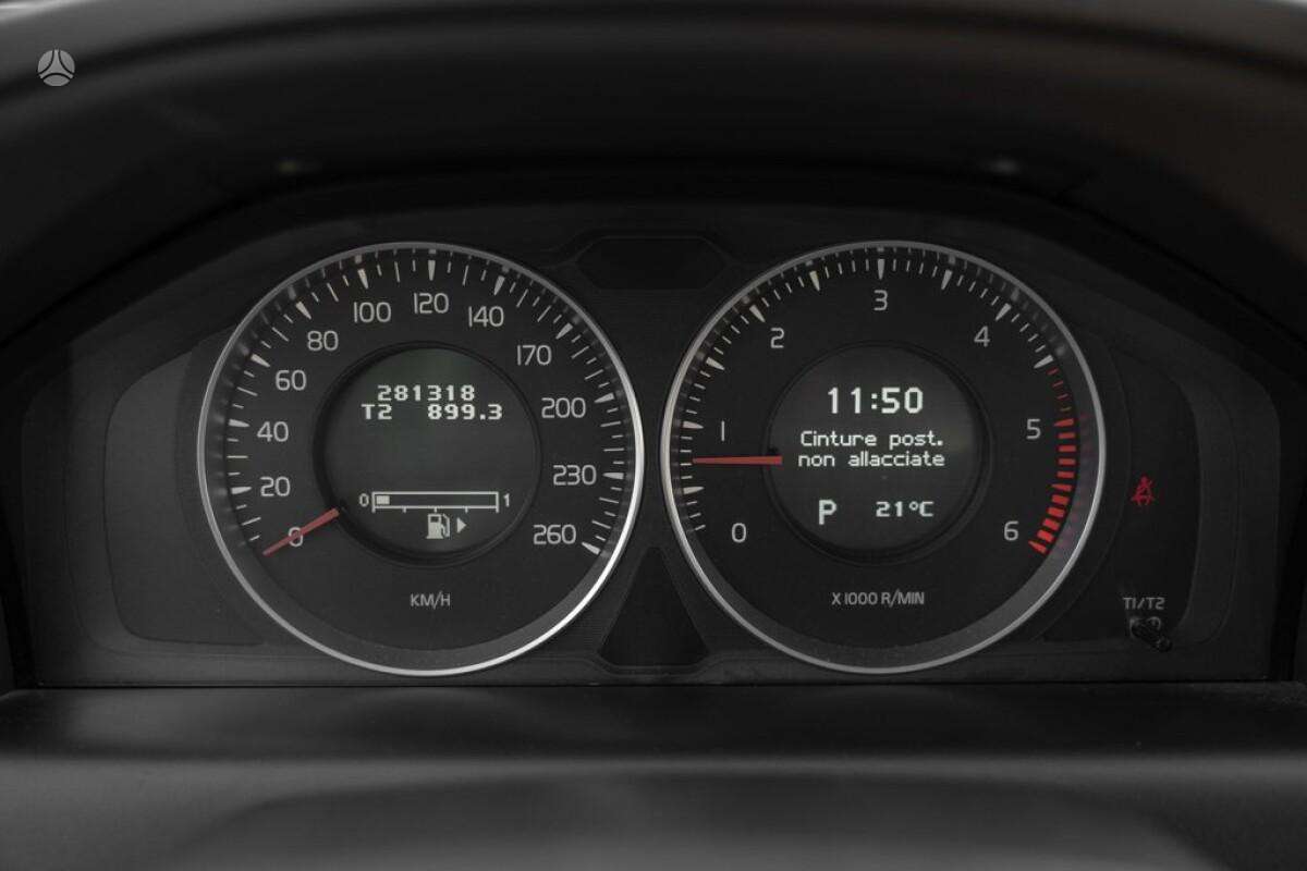 Volvo XC60 2012 — photo 14