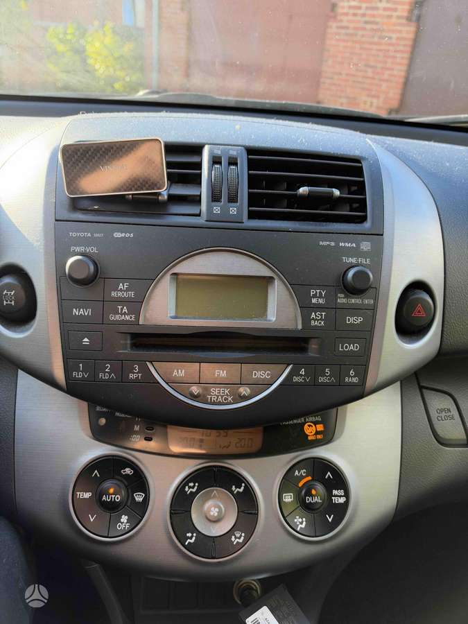 Toyota RAV4 2006 — photo 14