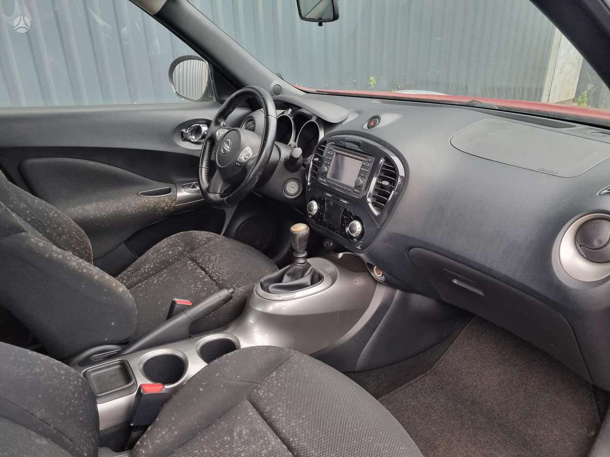 Nissan Juke 2011 — photo 8