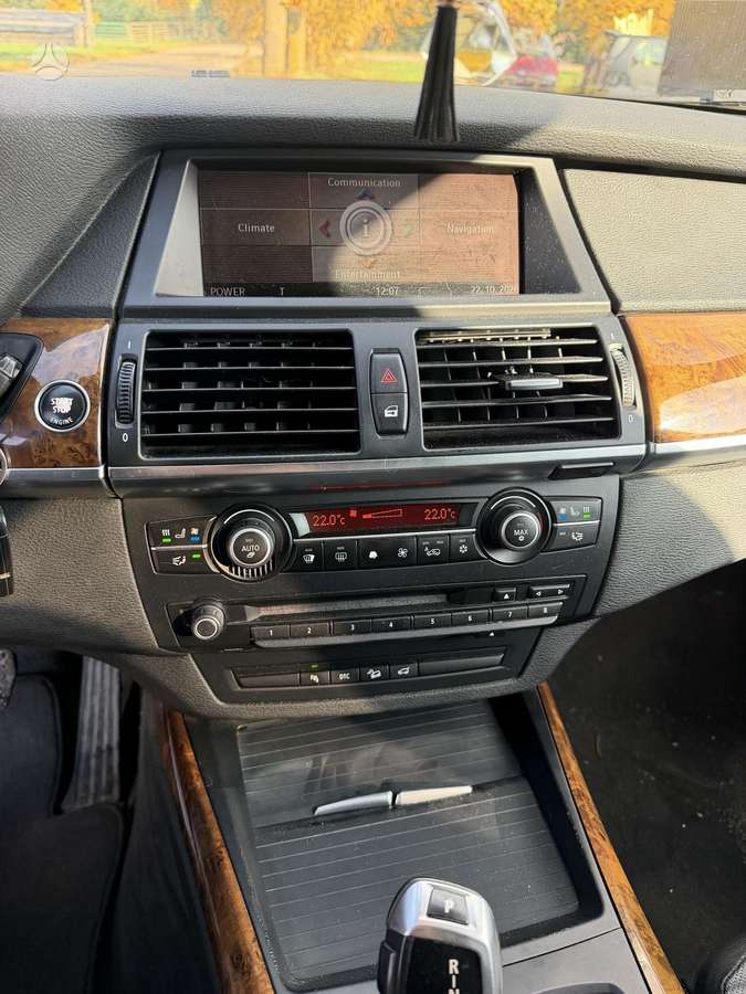 BMW X5 2008 — photo 14