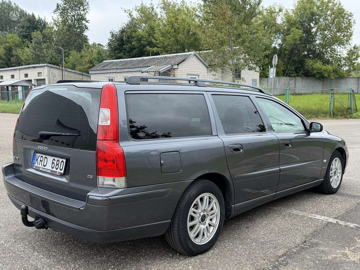Volvo V70 2005 — photo 5