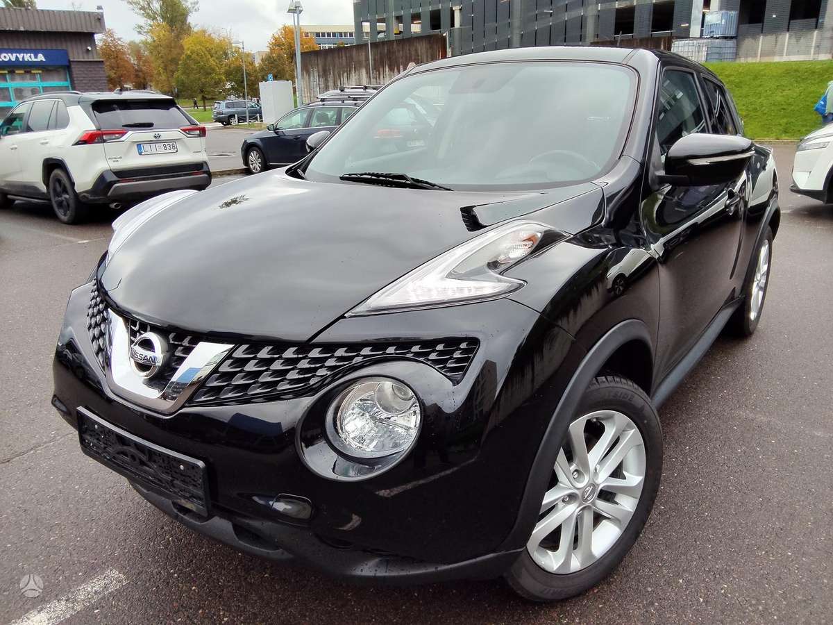 Nissan Juke 2015 — вигляд ззаду