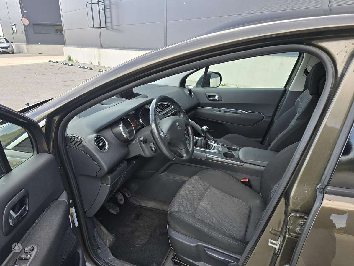 Peugeot 3008 2009 — photo 10