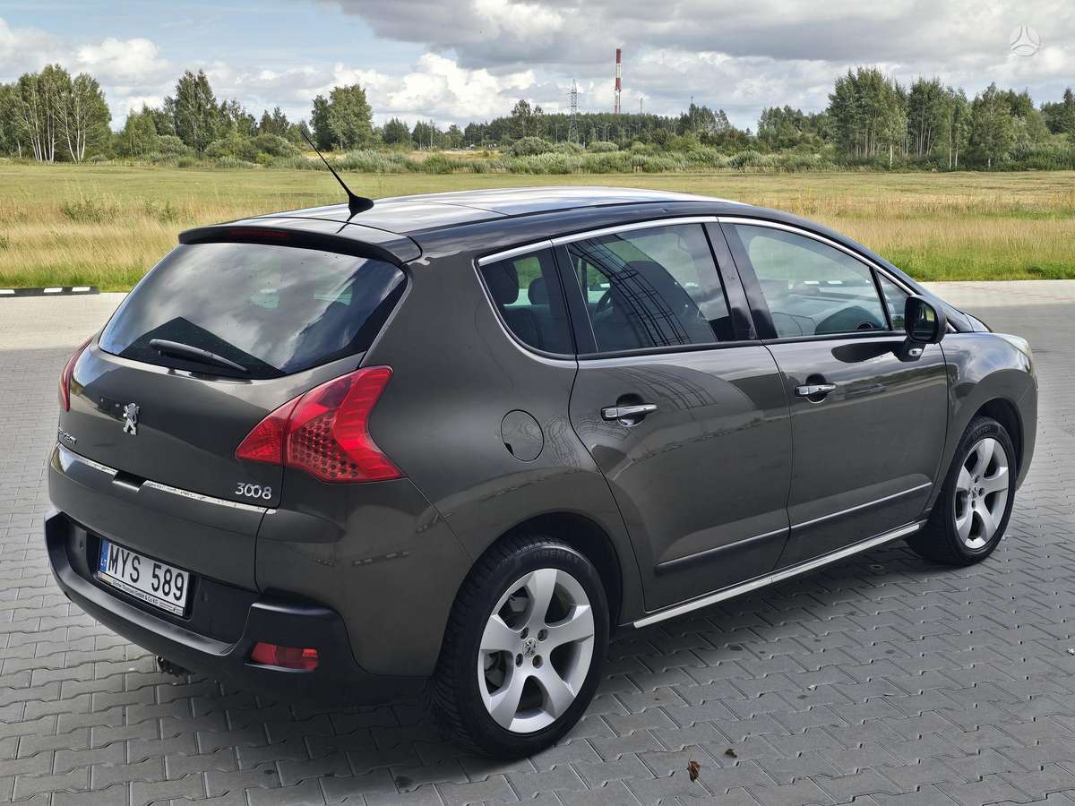 Peugeot 3008 2009 — engine 1600 cm³, 150 HP (110kW)