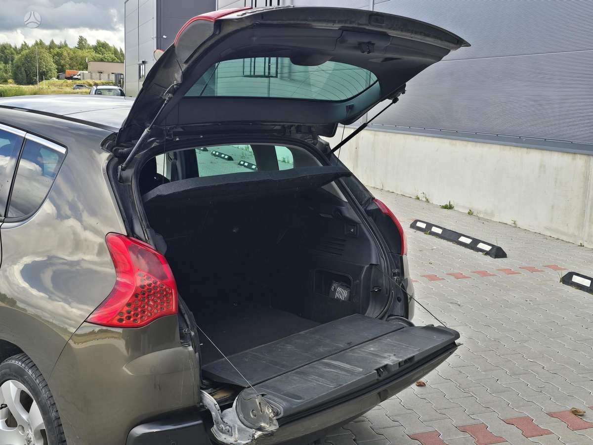 Peugeot 3008 2009 — photo 7