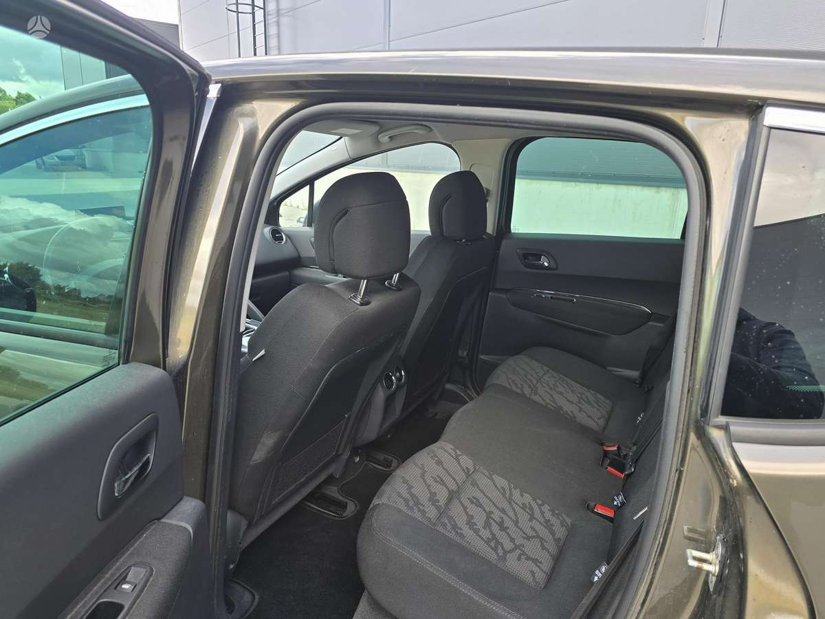 Peugeot 3008 2009 — photo 8
