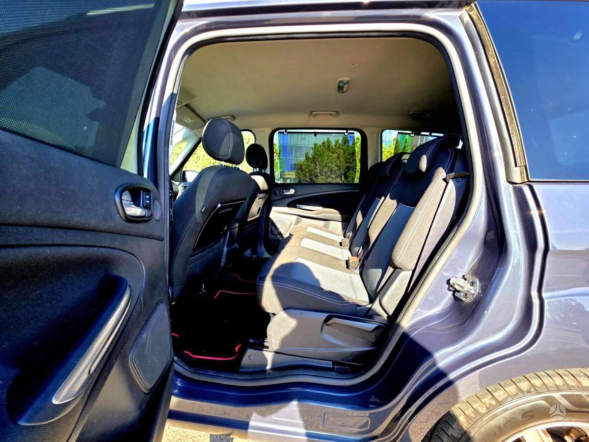 Ford Galaxy 2014 — фото 8