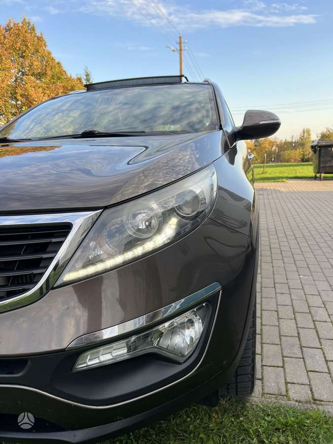 Kia Sportage 2011 — photo 10