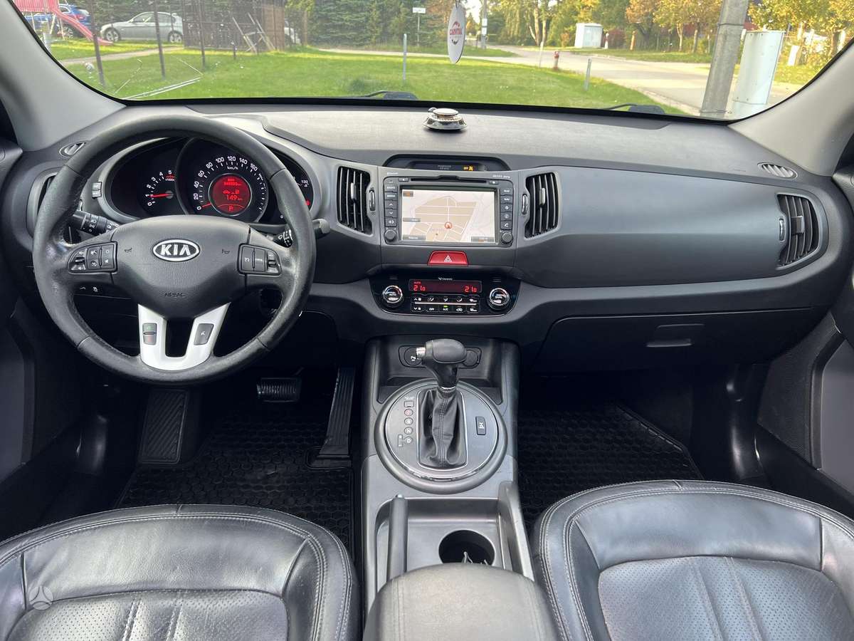Kia Sportage 2011 — photo 13