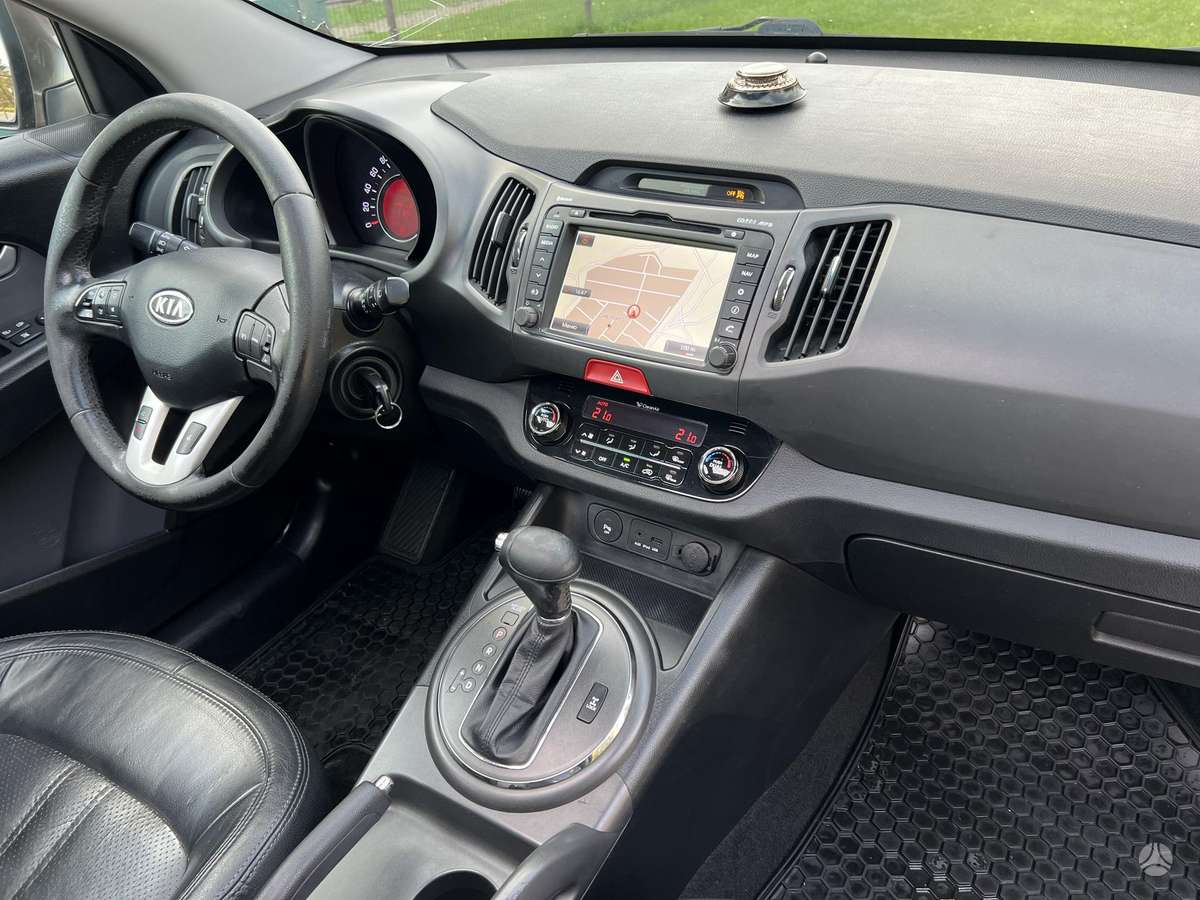 Kia Sportage 2011 — photo 15