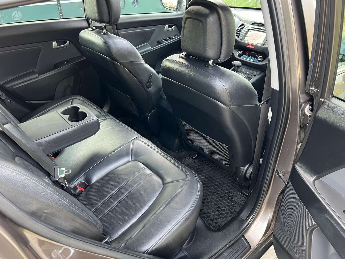 Kia Sportage 2011 — photo 20
