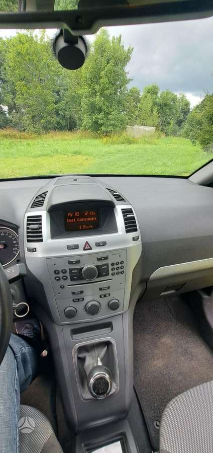 Opel Zafira 2009 — photo 10