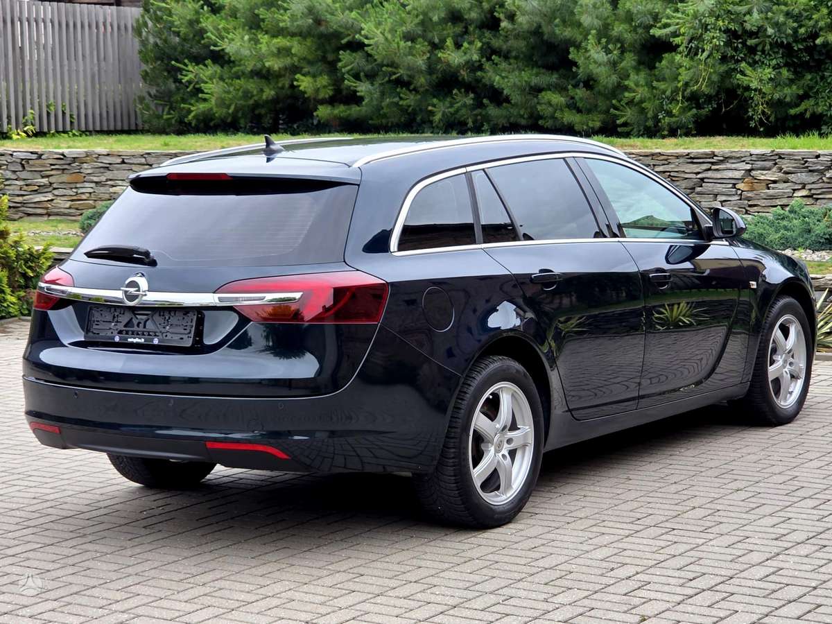 Opel Insignia 2014 — photo 11