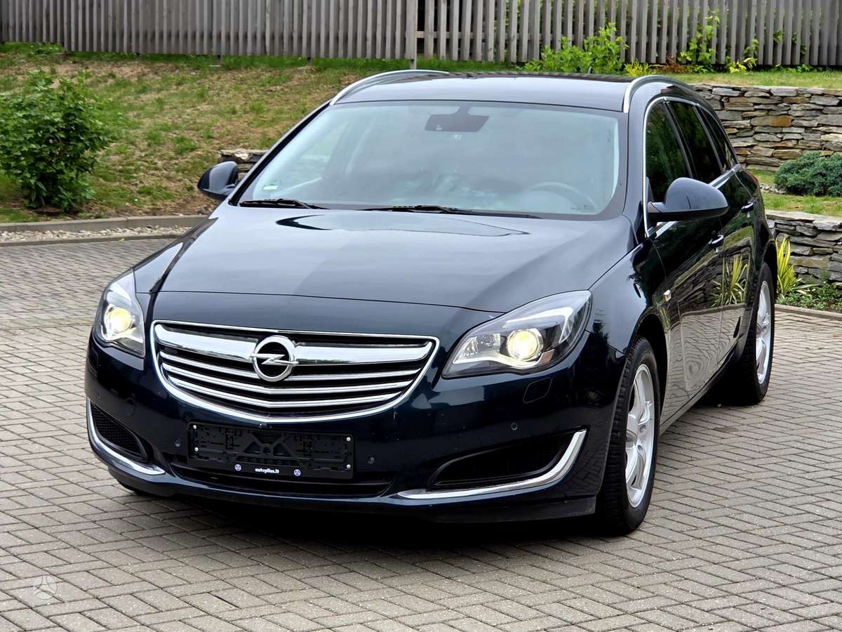 Opel Insignia 2014 — photo 17
