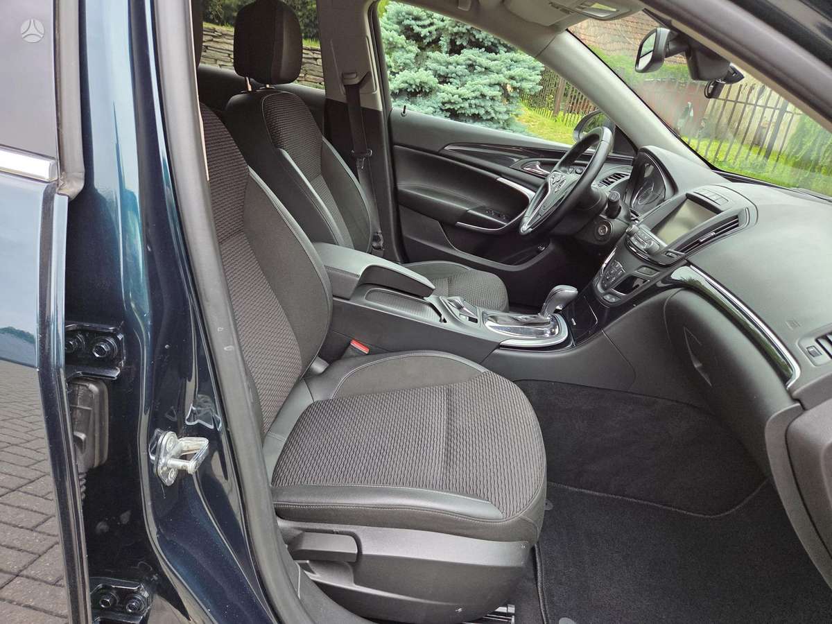 Opel Insignia 2014 — photo 25