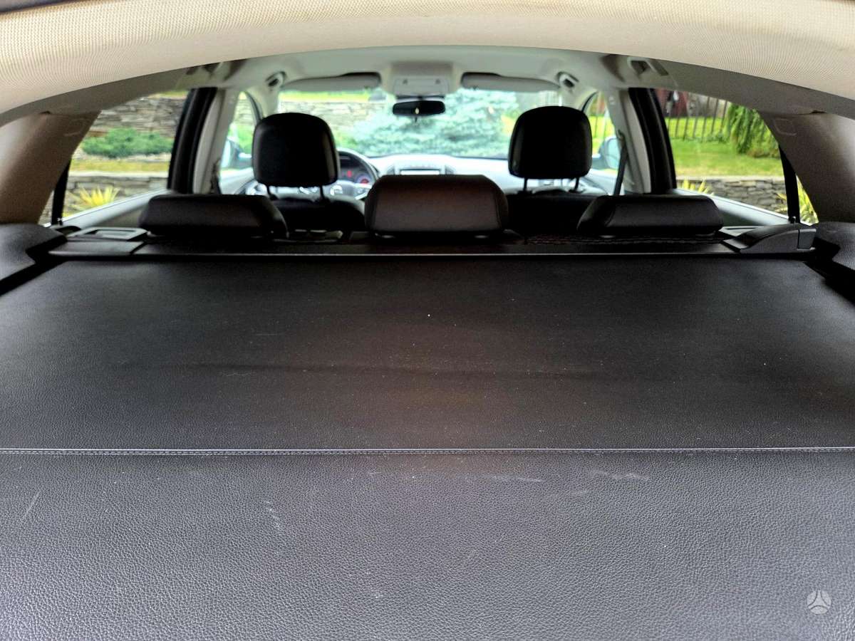 Opel Insignia 2014 — photo 29