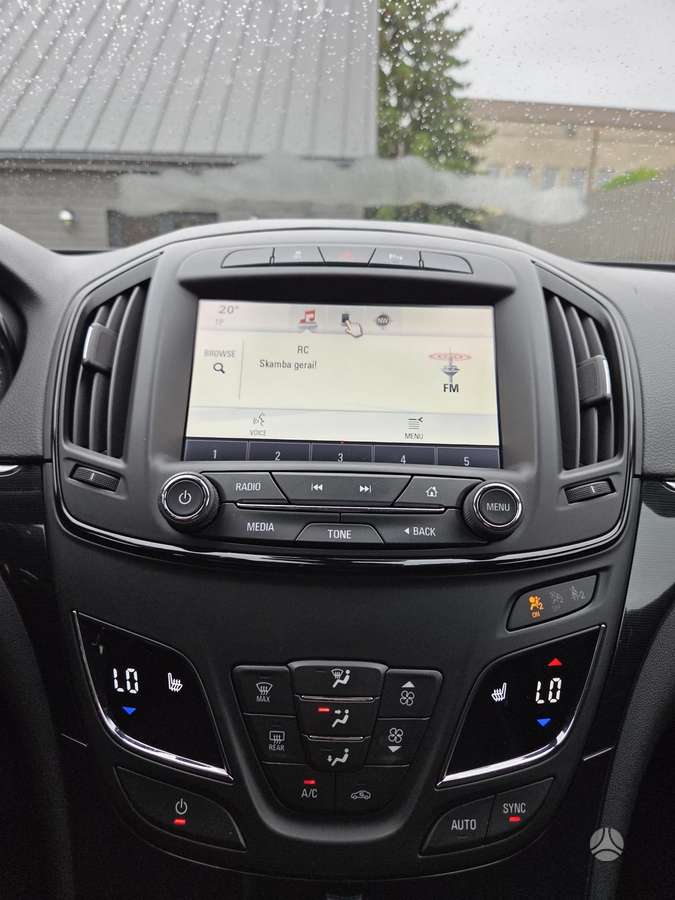 Opel Insignia 2014 — photo 31