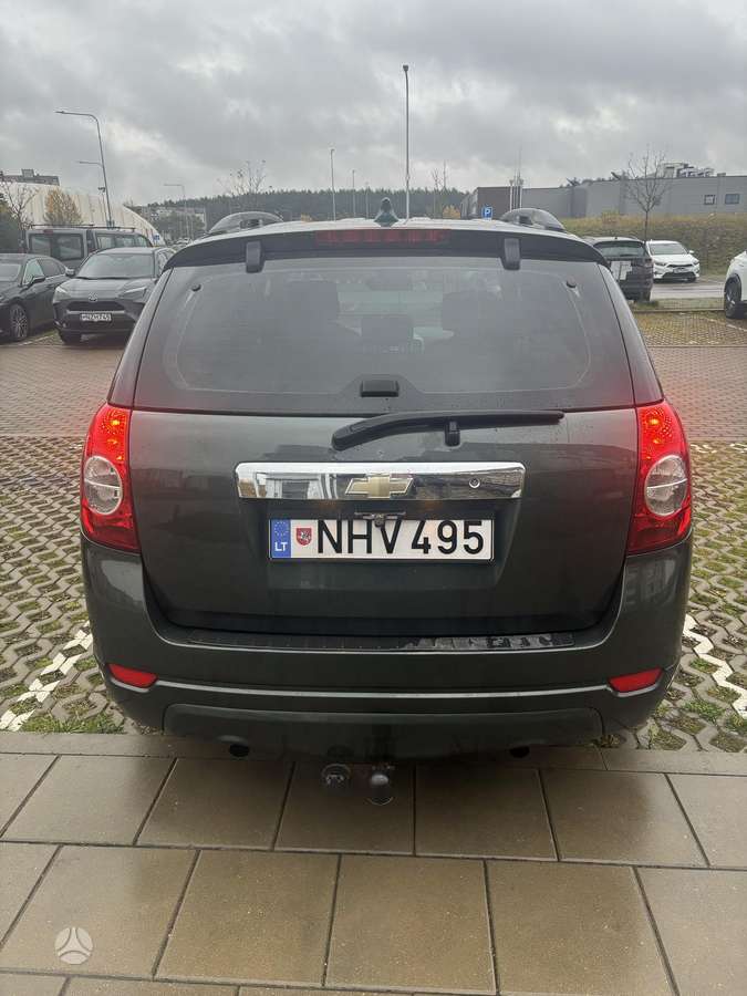 Chevrolet Captiva 2008 — двигун 2405 cm³, 136 HP (100kW)