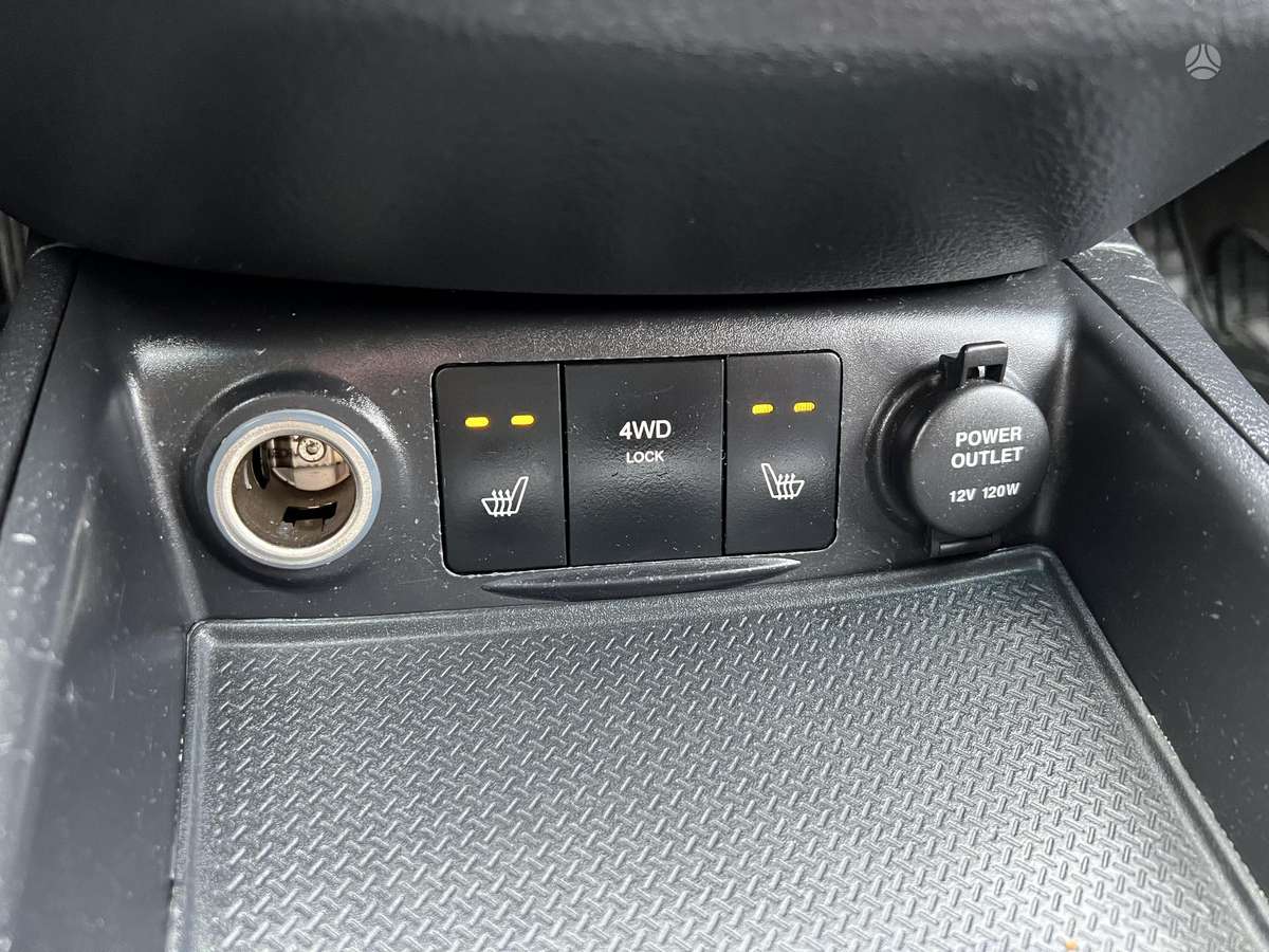 Hyundai Santa 2006 — photo 15