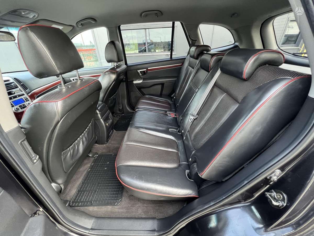 Hyundai Santa 2006 — photo 18