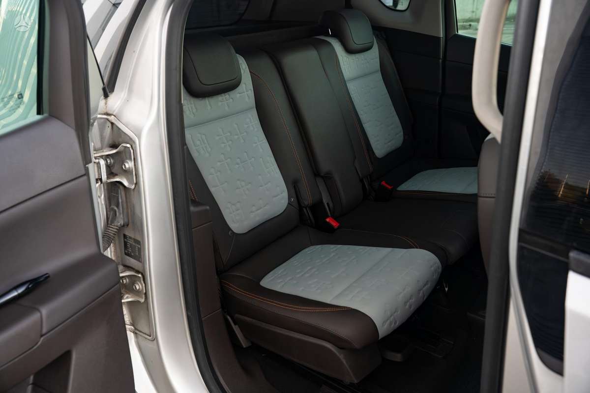 Opel Meriva 2011 — photo 25
