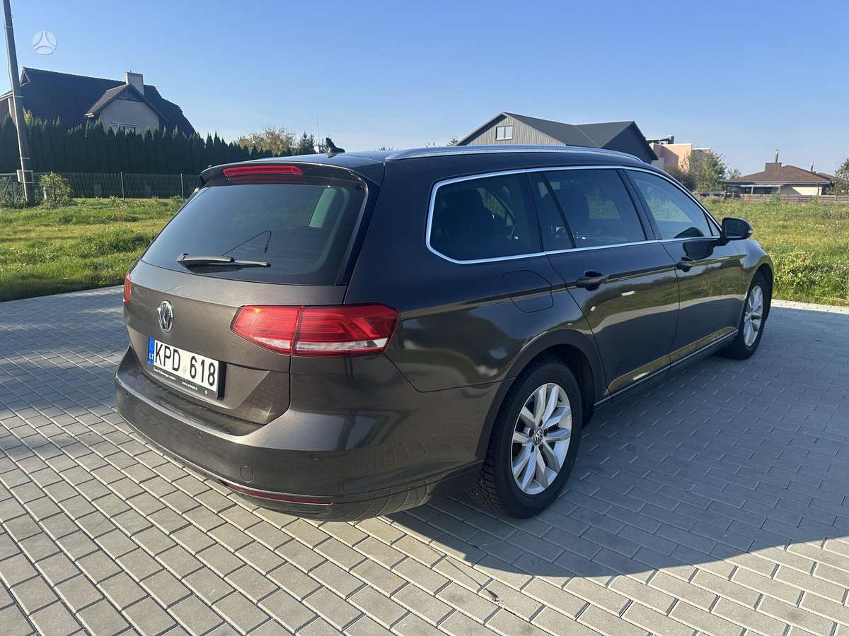 Volkswagen Passat 2015 — салон