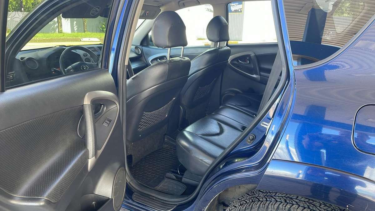 Toyota RAV4 2007 — photo 11