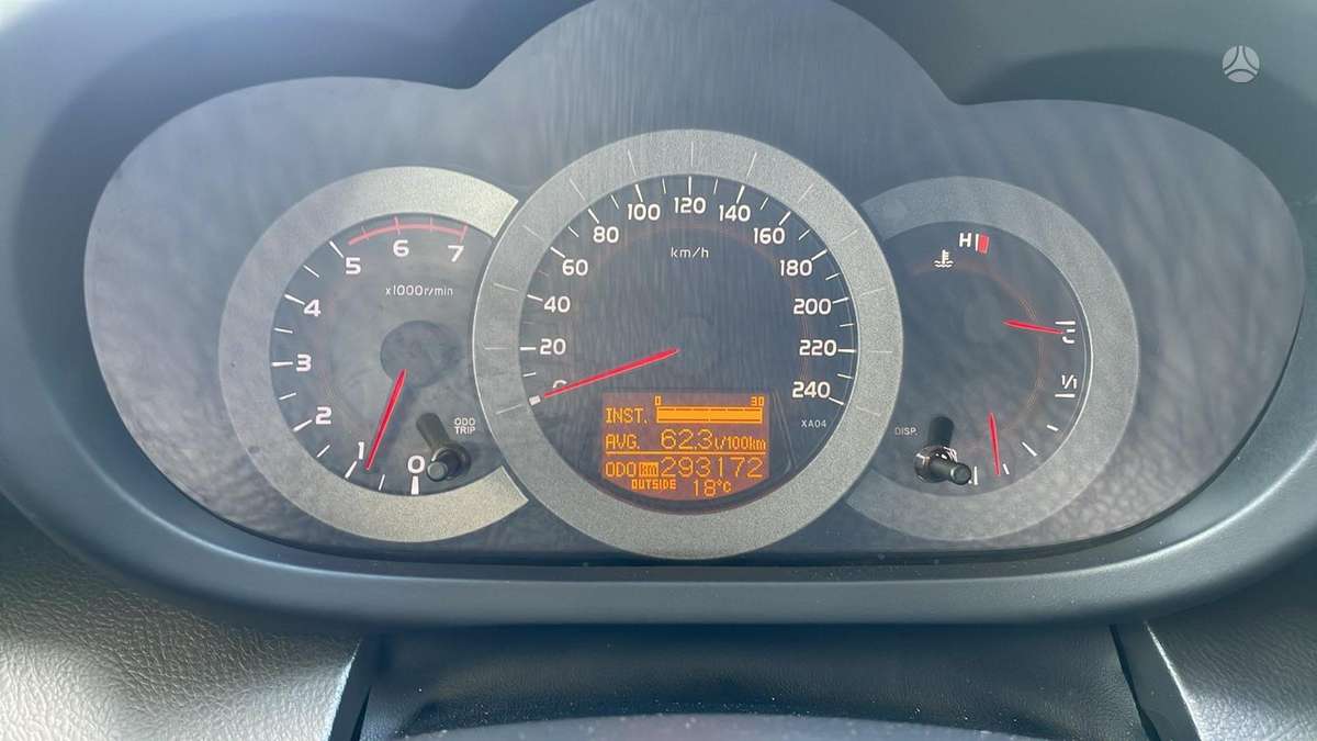 Toyota RAV4 2007 — photo 18