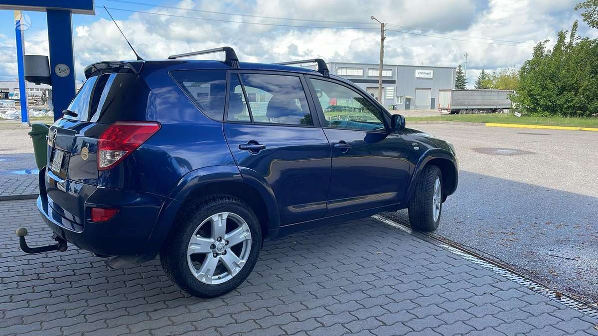Toyota RAV4 2007 — photo 6