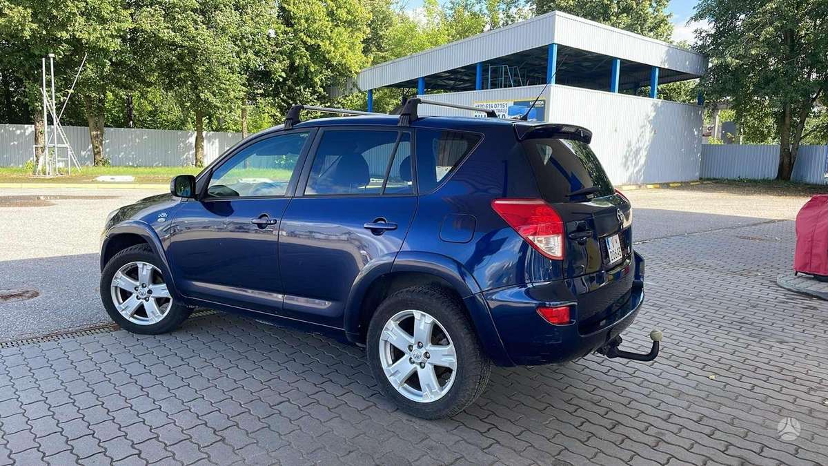 Toyota RAV4 2007 — photo 9
