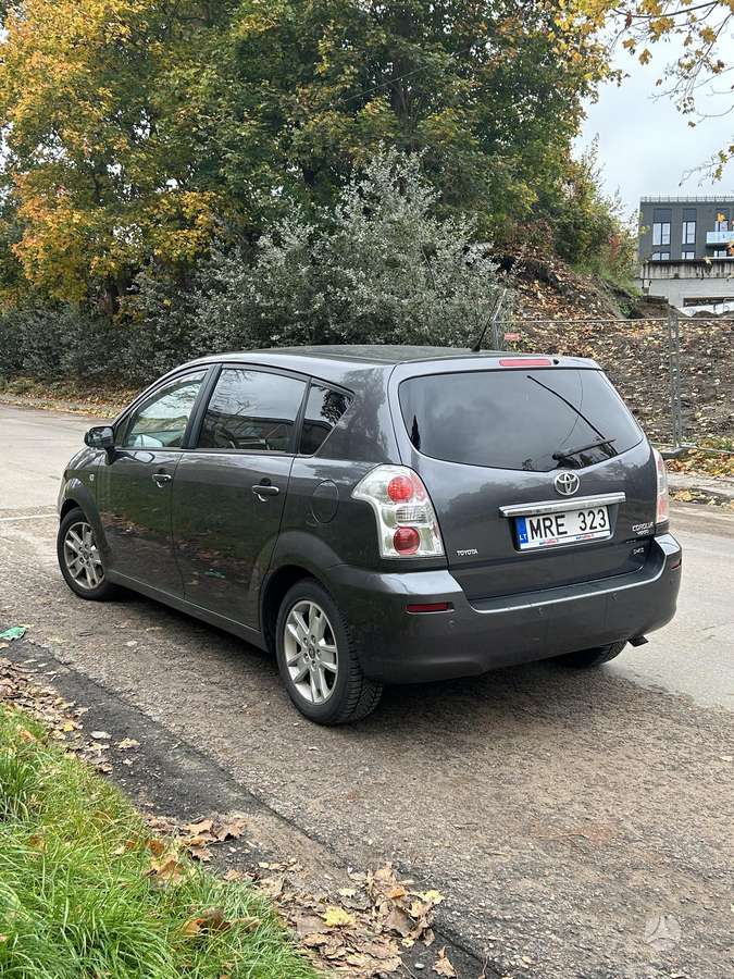 Toyota Corolla 2008 — interior
