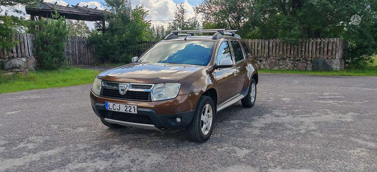 Dacia Duster 2011 — photo 10