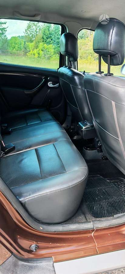 Dacia Duster 2011 — photo 15