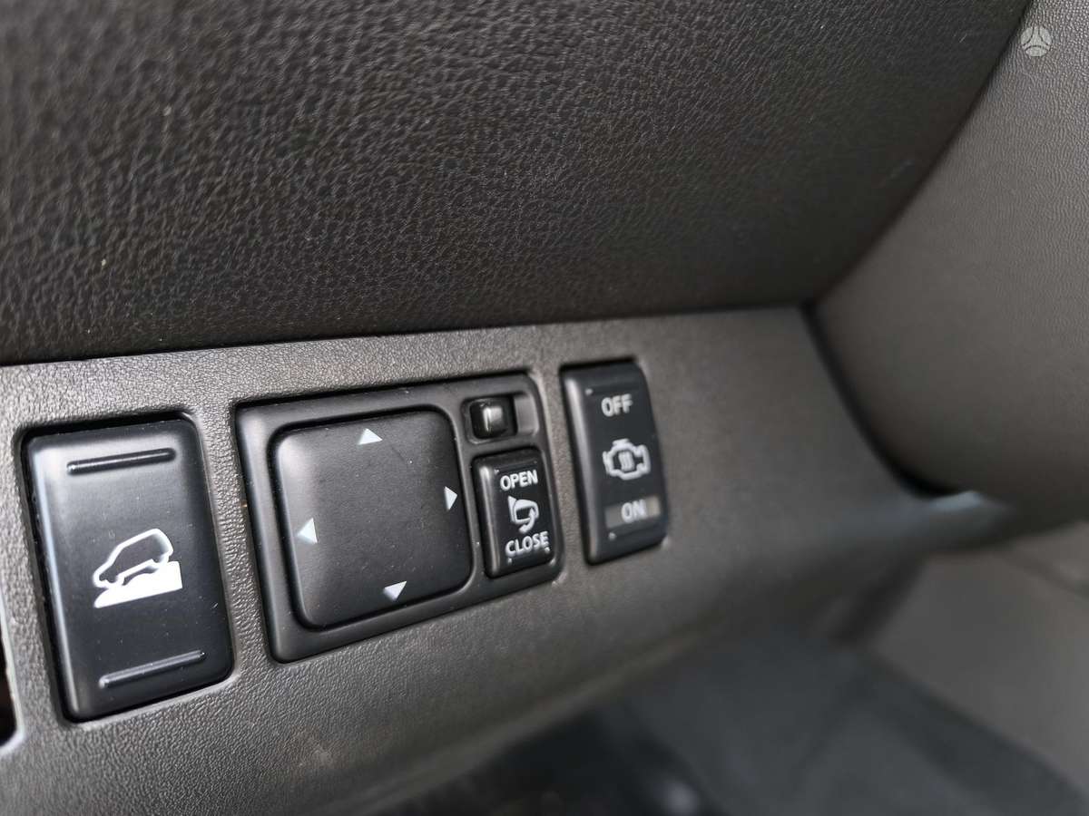 Nissan Pathfinder 2008 — photo 20