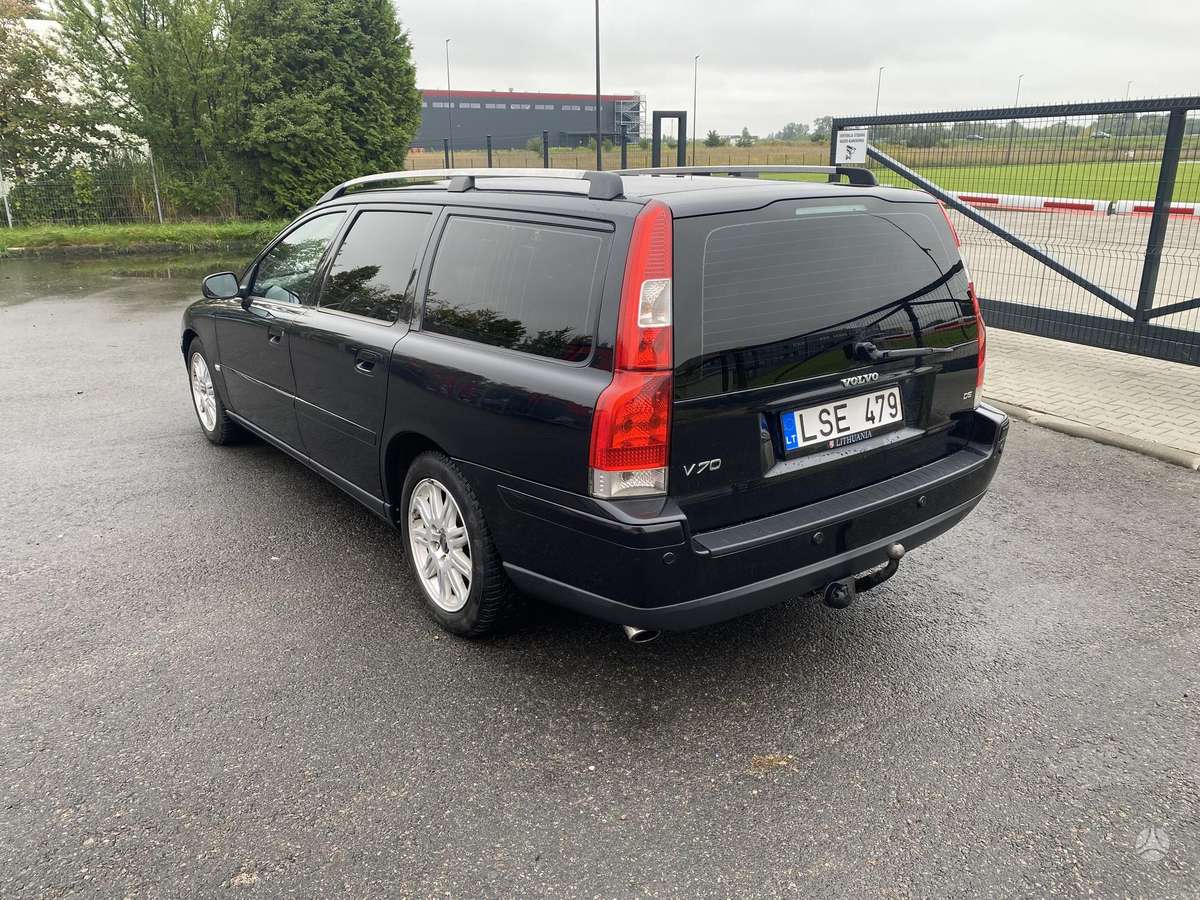 Volvo V70 2006 — engine 2401 cm³, 185 HP (136kW)