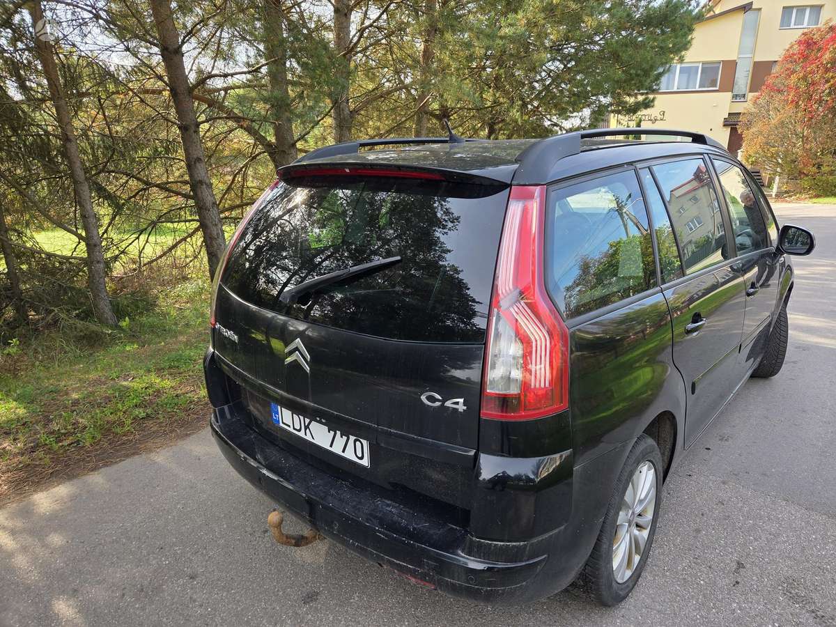 Citroen C4 2009 — двигун 1997 cm³, 136 HP (100kW)