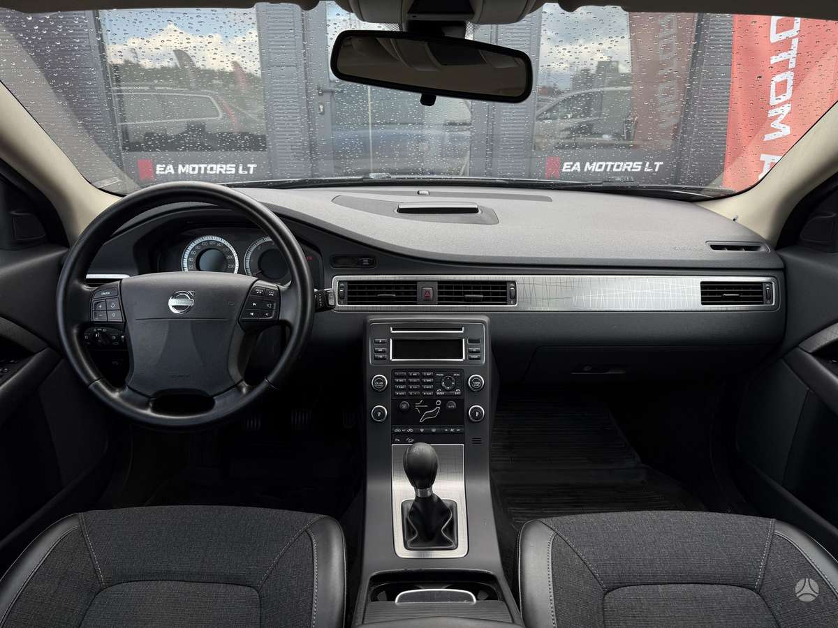 Volvo XC70 2009 — photo 12