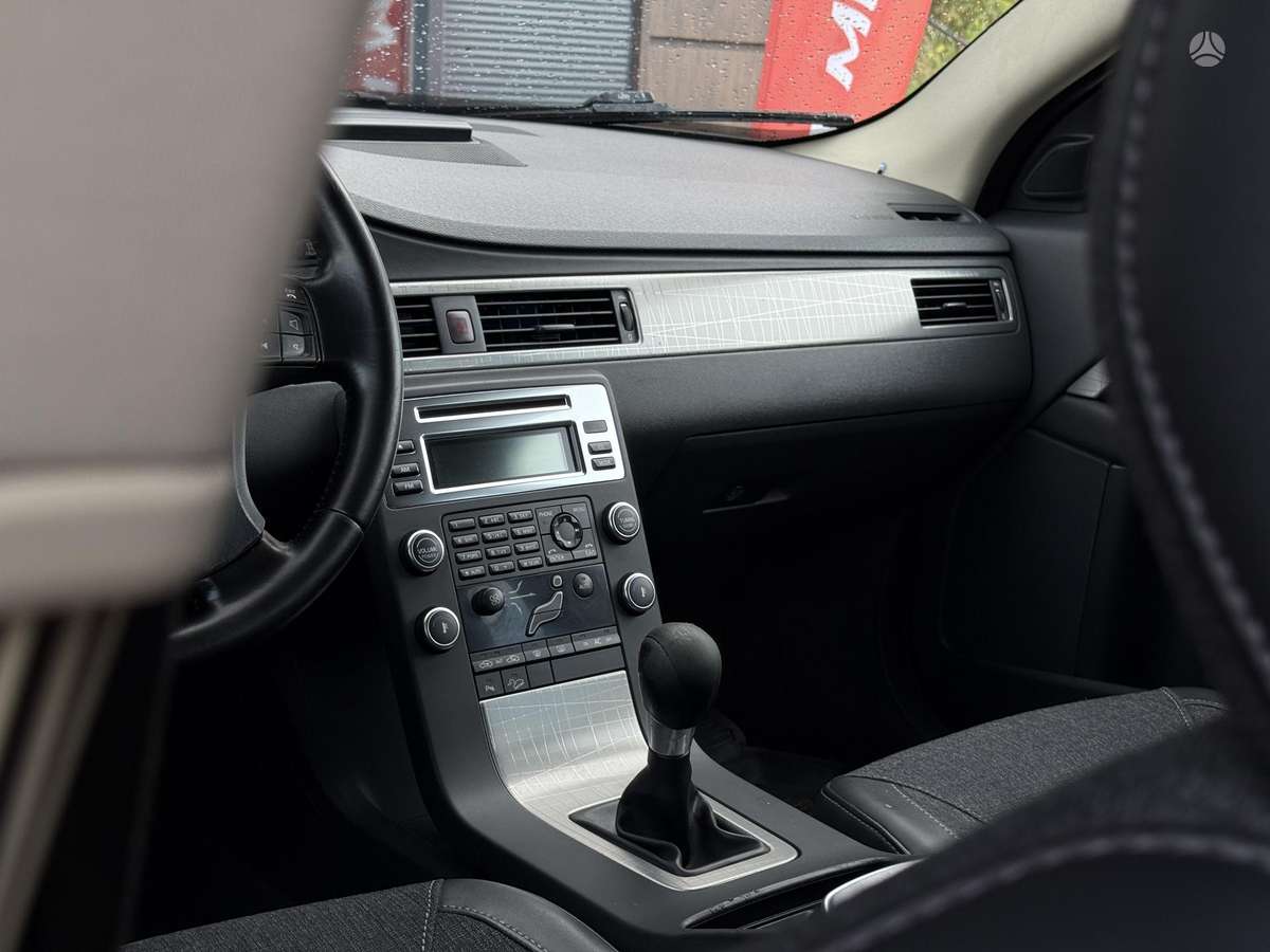 Volvo XC70 2009 — photo 13